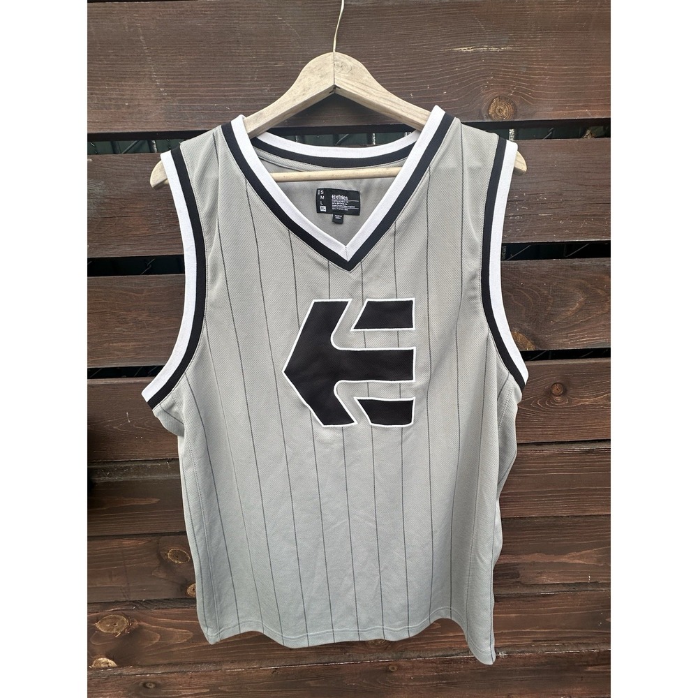 ETNIES NINER Skater Tank Top VTG 2011 Sleeveless BBALL *Size XL